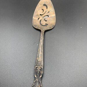 Vintage WM Rogers Extra Plate Cake/ Pie Server 9 1/2"